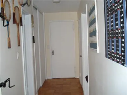 Sold by essential NEW YORK Real Estate | media 19