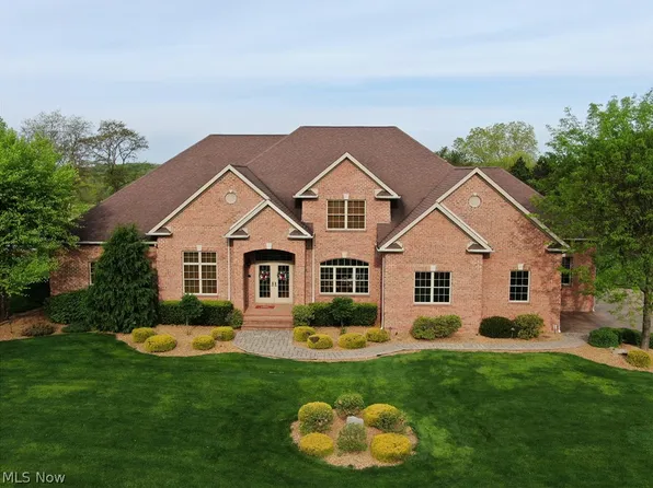49712 Elwonger Rd, East Palestine, OH 44413