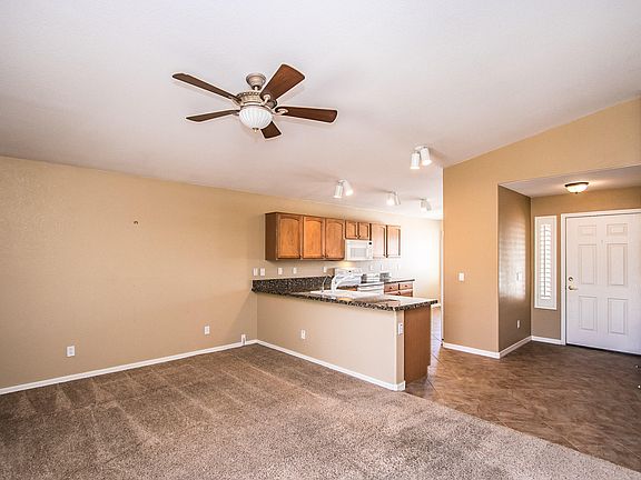 4th image of 3075 E Firestone Dr