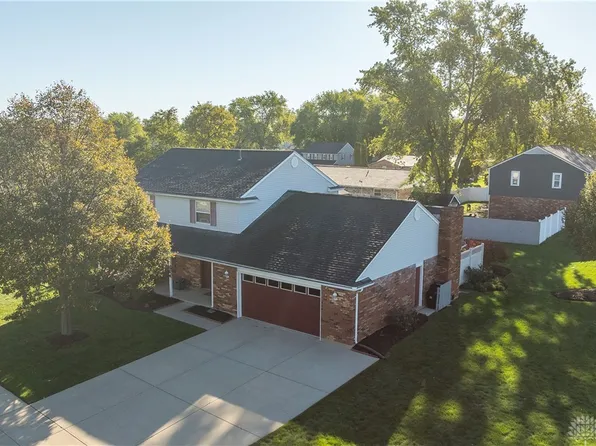 4030 Gateway Dr, Englewood, OH 45322