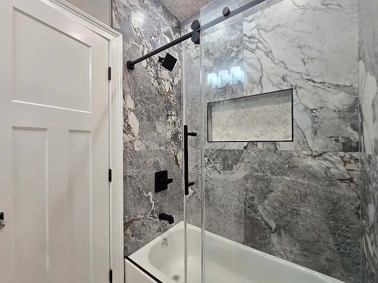 38 Markham Pl #1 — Photo 7