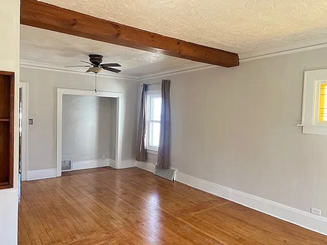 1013 Glenview Ave — Photo 10