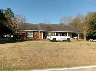 306 S Terrell St, Metter, GA 30439