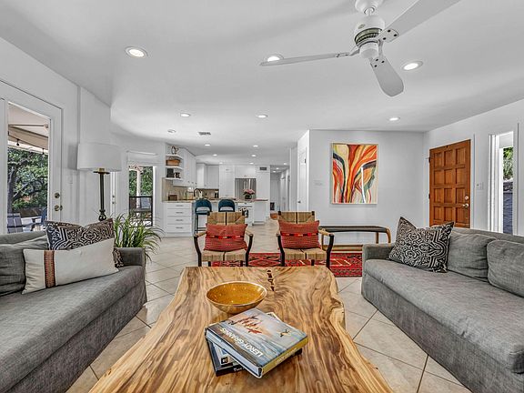 4th image of 1906 Trevino Dr