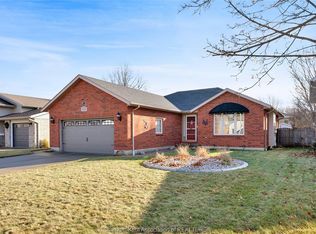 248 Valley Rd, Chatham Kent, ON N7L 5K9