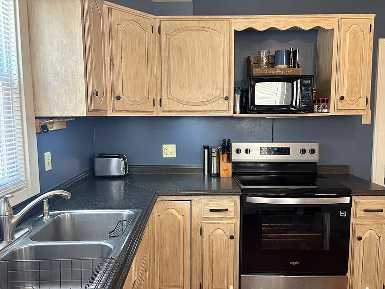 4519 Woolworth Ave — Photo 56
