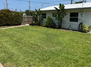 341 SW 15th St, Deerfield Beach, FL 33441