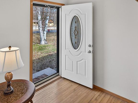 4th image of 8701 Green Haven Dr