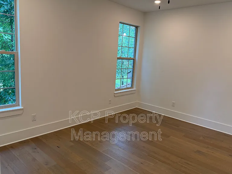 1813 Garland Ave #1 — Photo 14