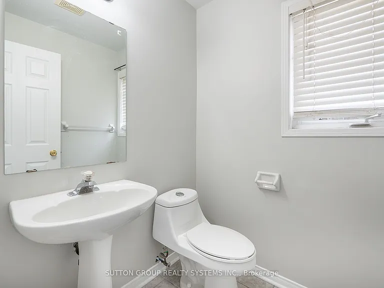 6556 Opera Glass Cres S — Photo 7