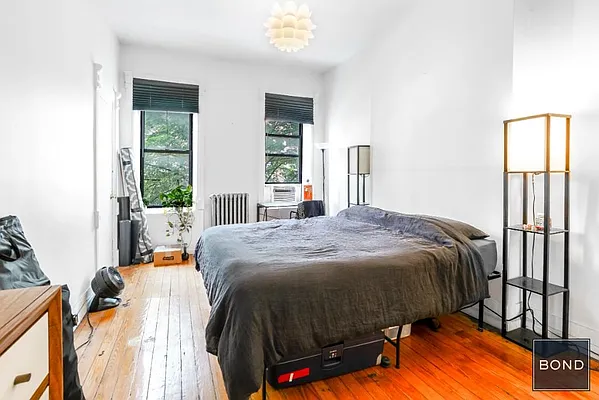 Rented by Bond New York | media 6