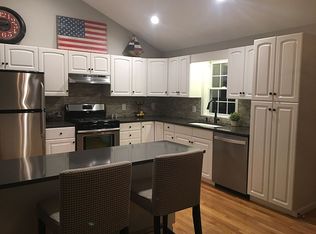 31 Raleigh Rd, Weymouth, MA 02189