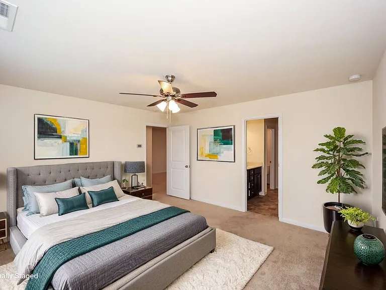 380 Hamilton Pointe Dr — Photo 11