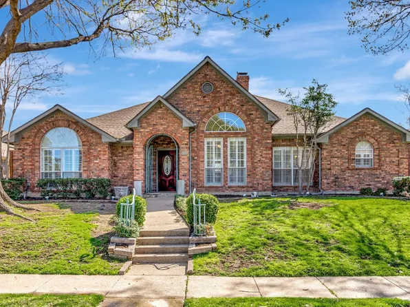 2920 Cambridgeshire Dr, Carrollton, TX 75007