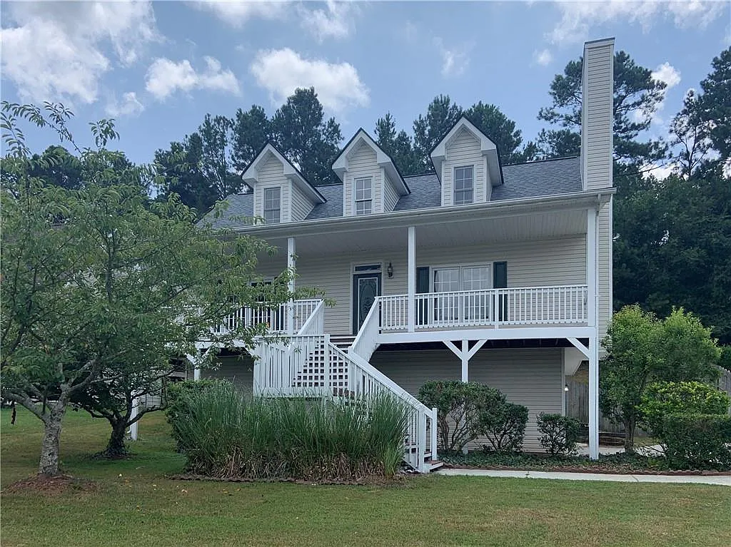 650 Georgian Hills Dr photo 1