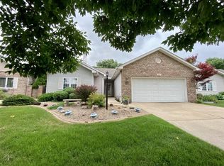 177 Azalea Dr, Hobart, IN 46342