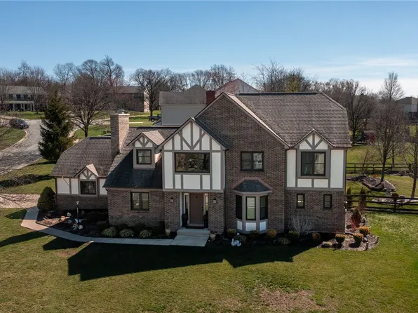 5445 Pine Vista Ct, West Chester, OH 45069