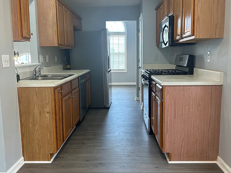 22 Moreland Cir — Photo 2