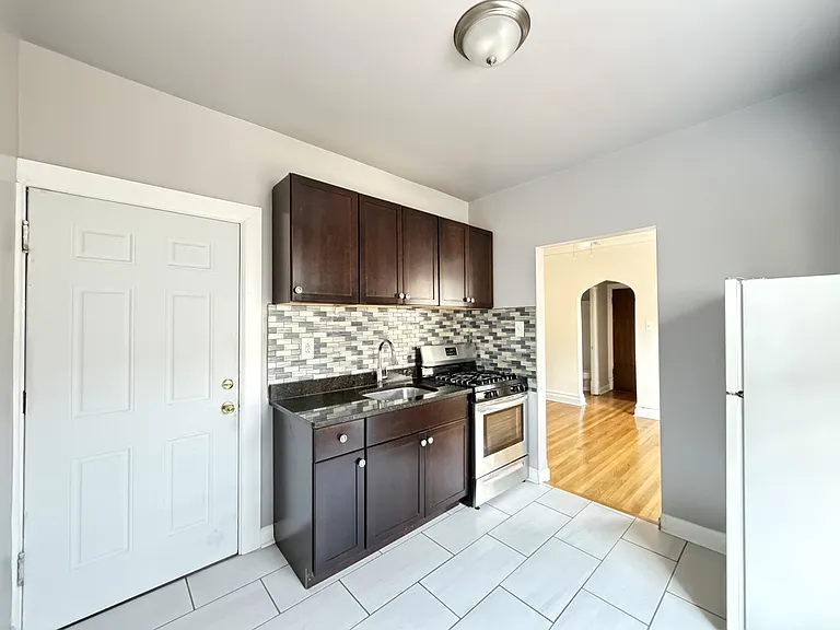 6347 N Magnolia Ave #M4 — Photo 2