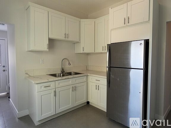 2nd image of 1824 S Highland Ave #1824