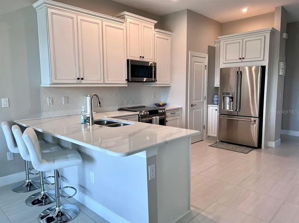 4 bed, 3.0 bath, 1825 sqft, $3,795 — Photo 1