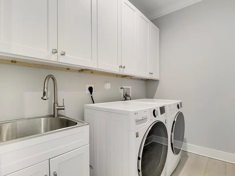 3997 SE Barcelona St — Photo 18