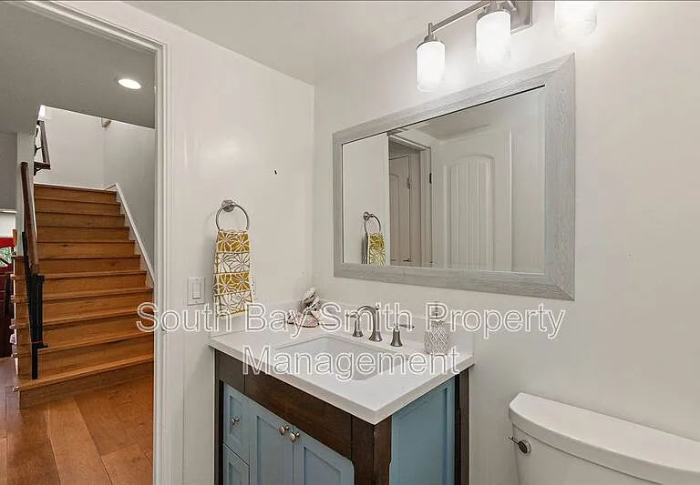 231 N Broadway #2 — Photo 28