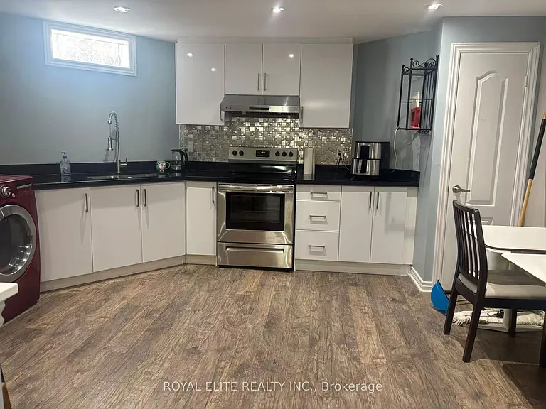 128 Redstone Rd #BASEMENT — Photo 3
