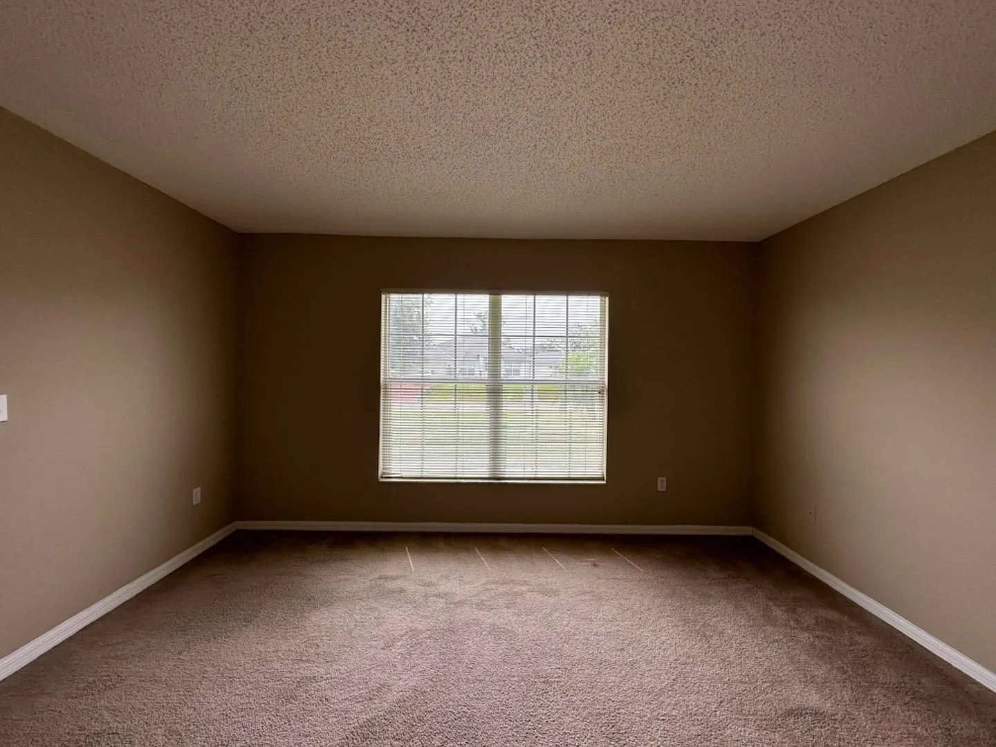 Resort-Style 4-Bedroom Pool Home with Hot Tub | Spacious Living in the Heart of Kissimmee! — Photo 4