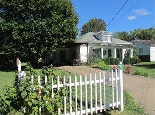 218 2nd St, Spencer, WV 25276