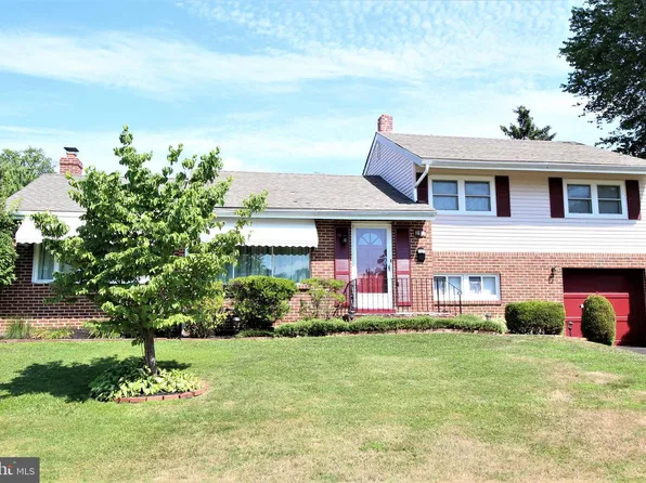 115 S Shelley Dr, Claymont, DE 19703