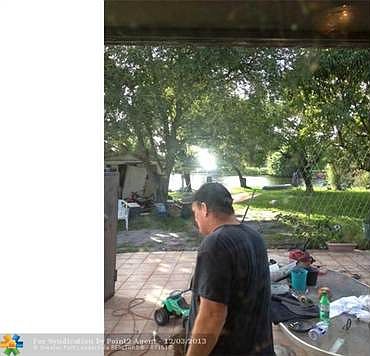2nd image of 2800 SW 123rd Ct
