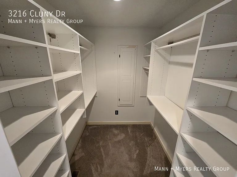 3216 Cluny Dr — Photo 32