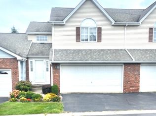 32 N Hill Dr, Buffalo, NY 14224