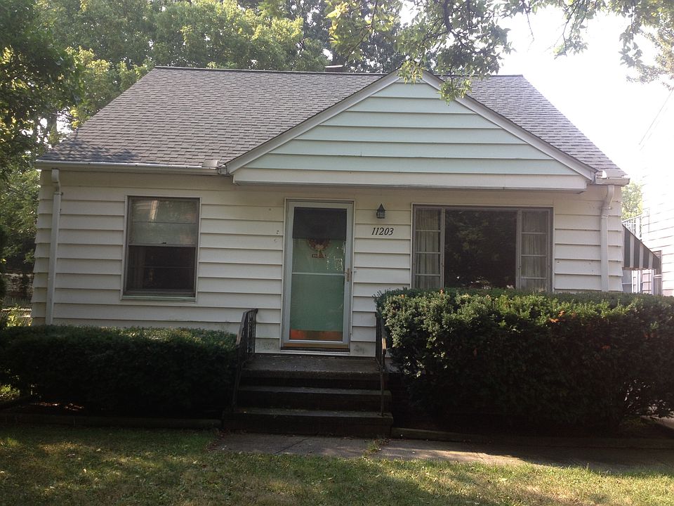 1st image of 11203 Peony Ave