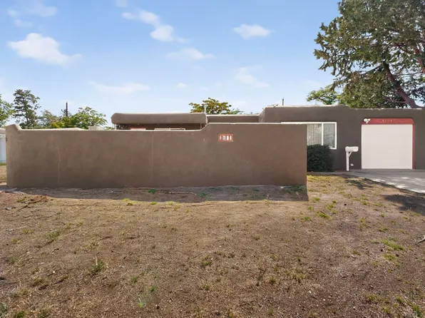 1836 Lester Dr NE, Albuquerque, NM 87112