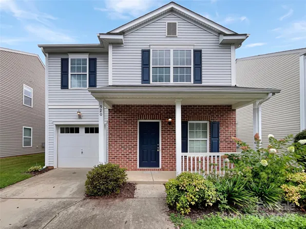 920 Willow Creek Dr, Gastonia, NC 28054