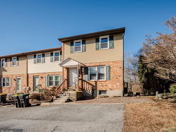 4908 Hogan Dr, Wilmington, DE 19808