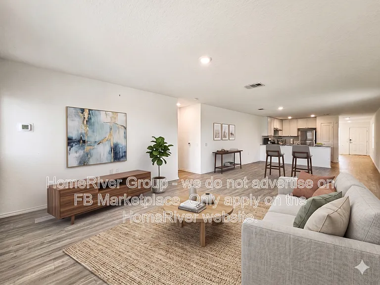 934 Cook Bnd — Photo 2