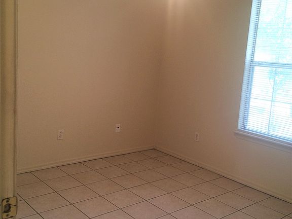 4th image of 1211 N Oakland Ave APT 1