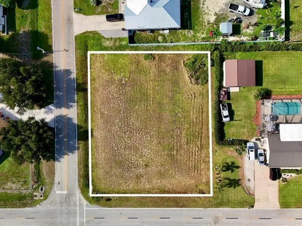 205 Arthur Ave, Lehigh Acres, FL 33936