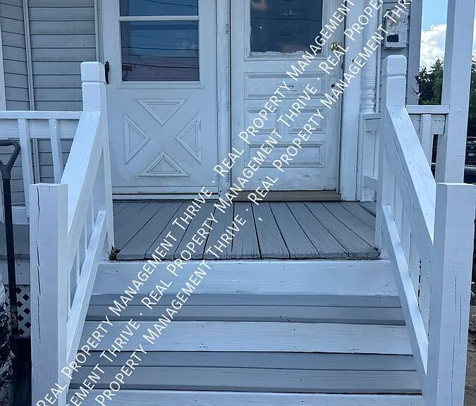 103 Ash St #2 — Photo 2