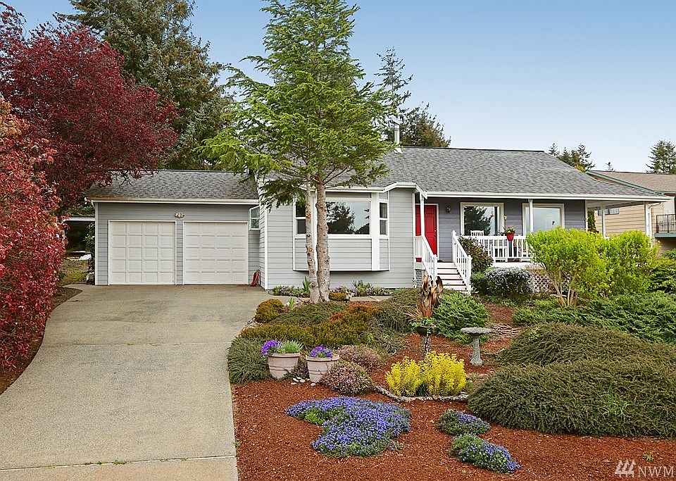 1st image of 1977 Fircrest Ave