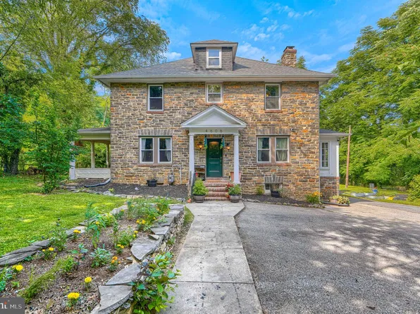 4606 Cedar Garden Rd, Baltimore, MD 21229