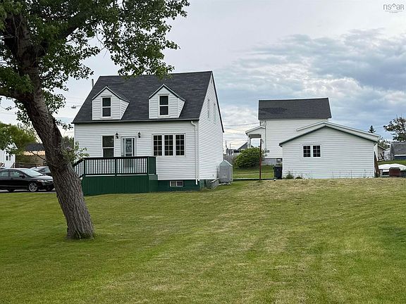 2nd image of 3515 Bay Ave