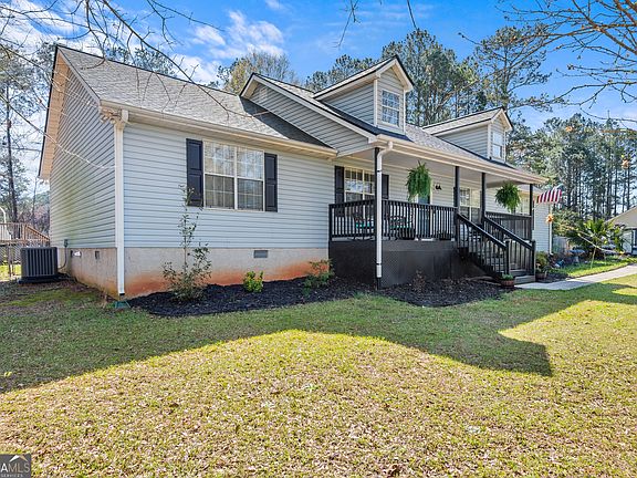 5th image of 466 Grove Pointe Ct