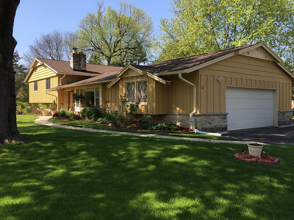 1st image of 2060 W Fairlane Ave