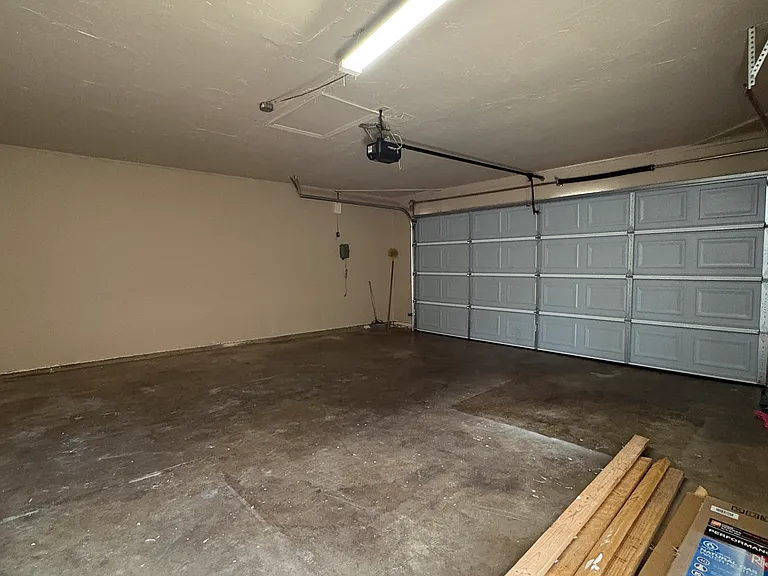 4220 W Corona Ave — Photo 17