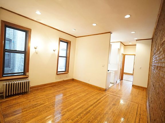 3rd image of 816 8th Ave #1A