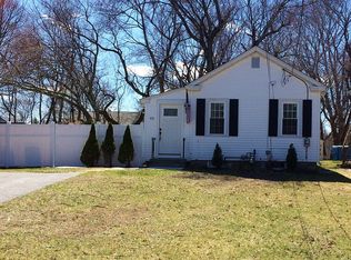 62 Allard St, Cranston, RI 02920